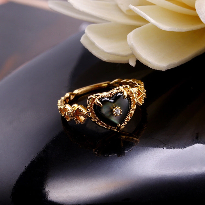Vintage Black Mother-Of-Pearl Heart Ring