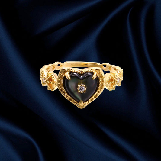 Vintage Black Mother-Of-Pearl Heart Ring